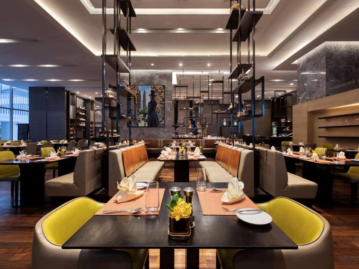 Hotel Sofitel Kuala Lumpur Damansara Esterno foto The restaurant