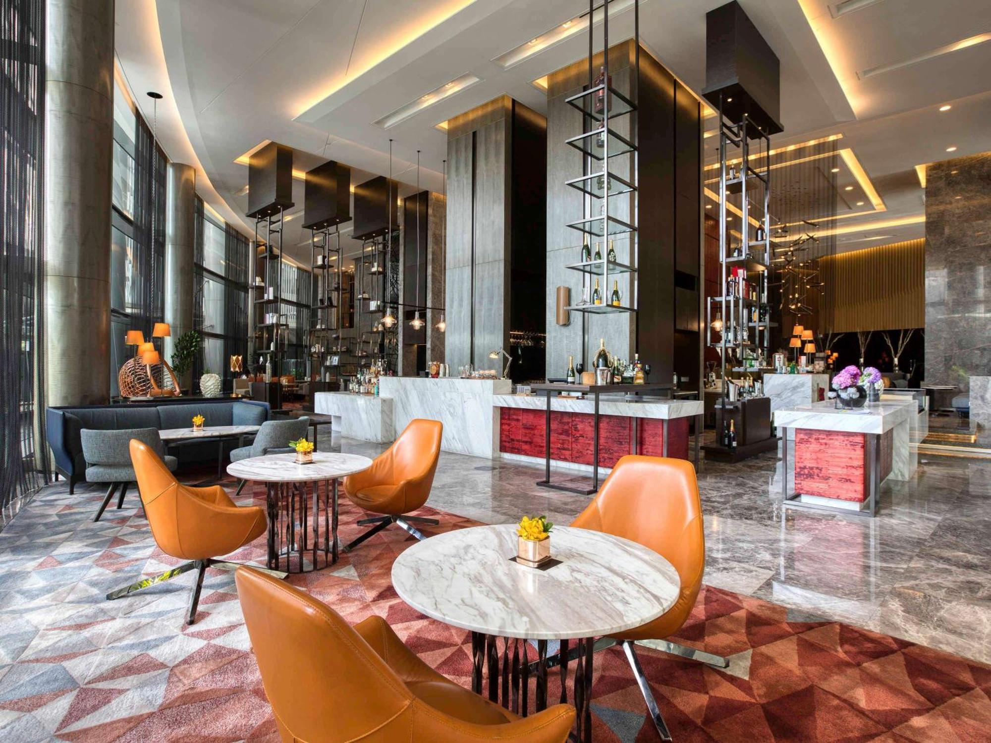 Hotel Sofitel Kuala Lumpur Damansara Esterno foto The lobby