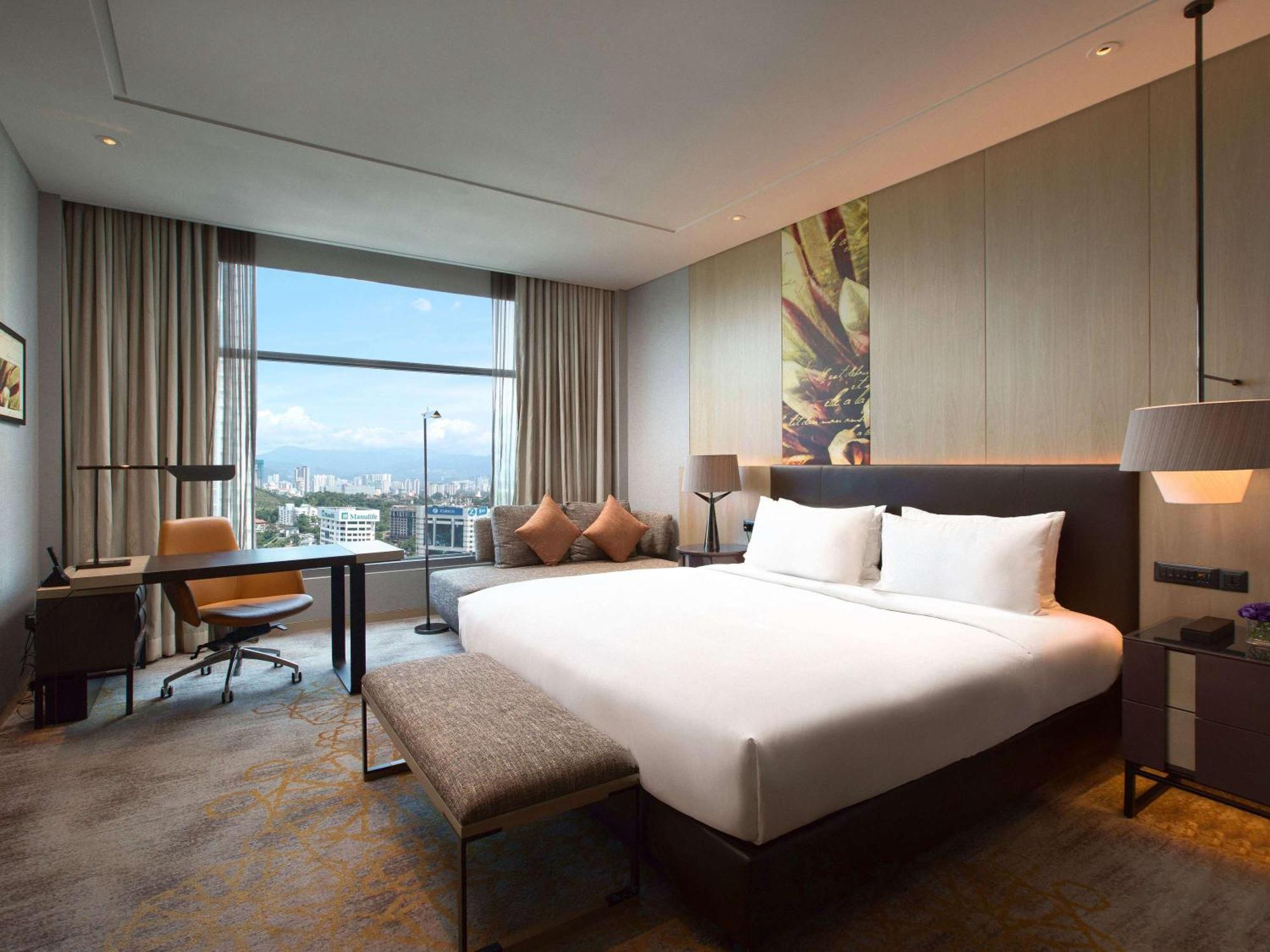 Hotel Sofitel Kuala Lumpur Damansara Esterno foto Deluxe Room