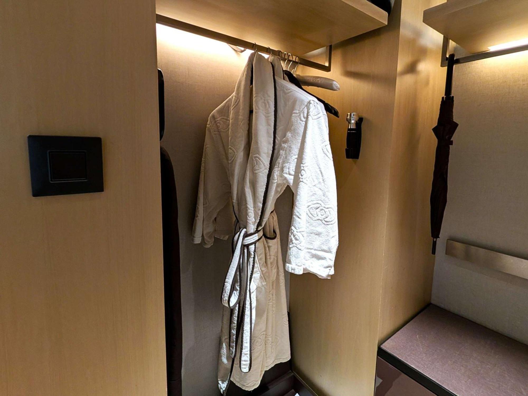 Hotel Sofitel Kuala Lumpur Damansara Esterno foto A bathrobe hanging on a hanger